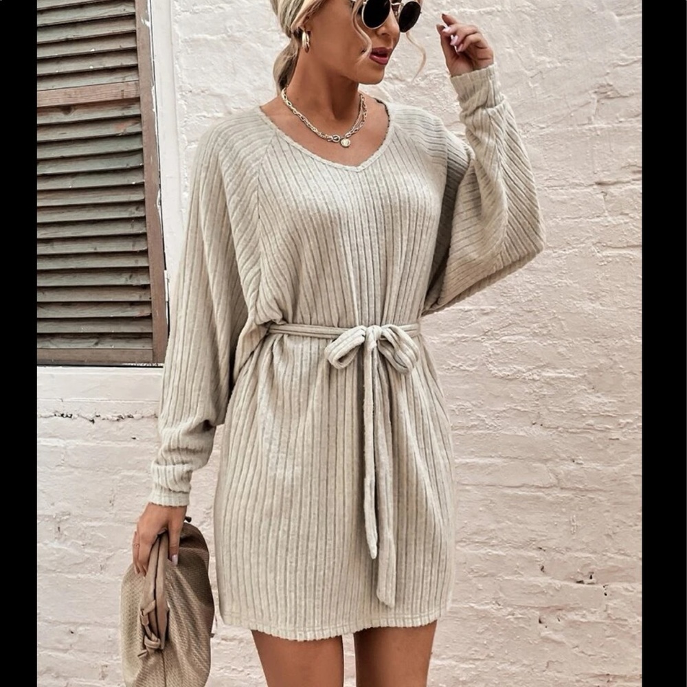 Comfy Relaxed Fit Long Sleeve Belted Tee Dress - Picture 8 of 13